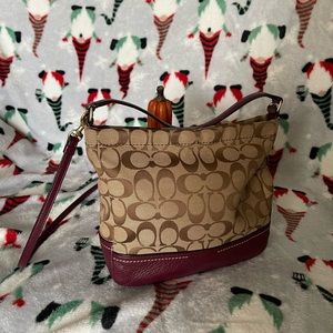 Coach over the shoulder